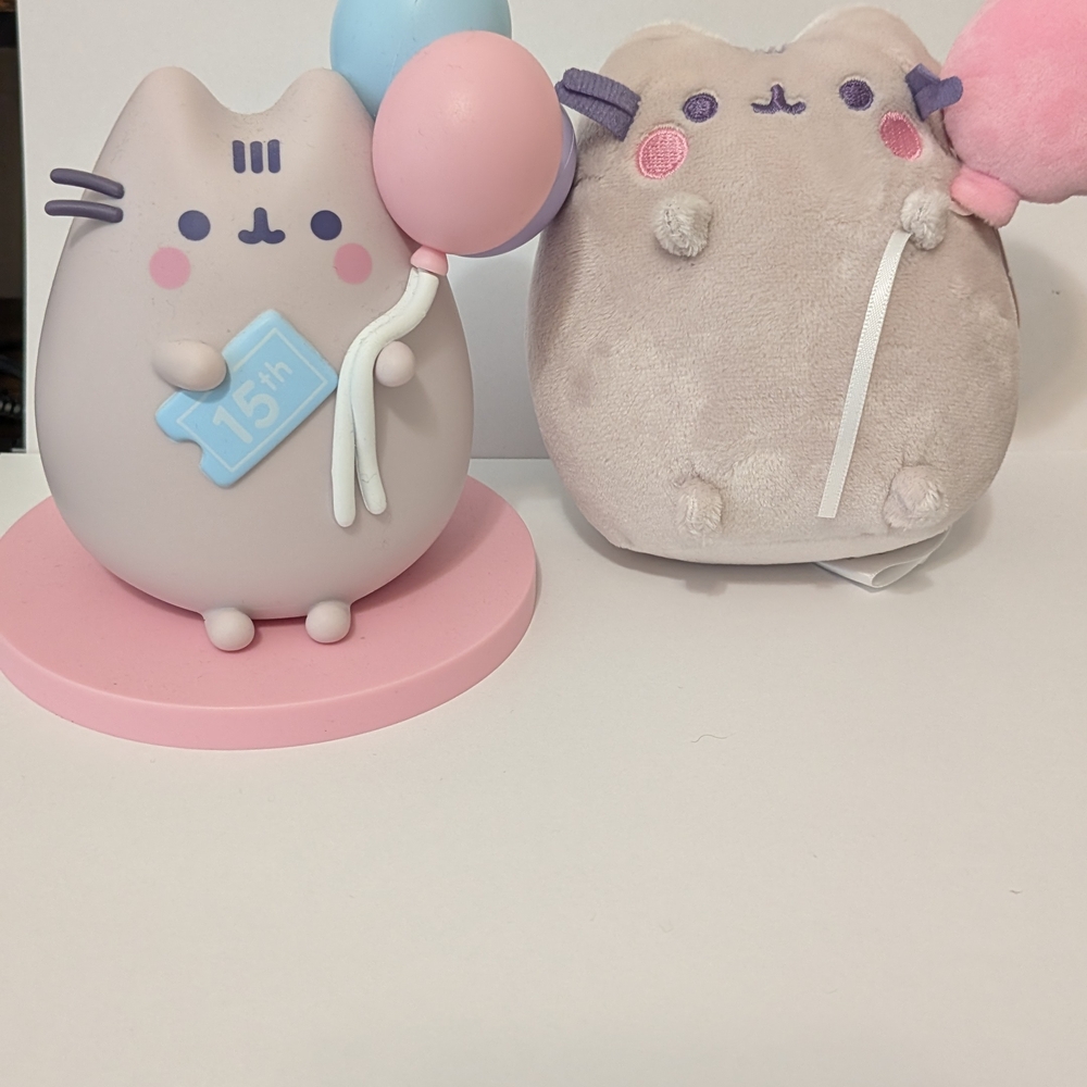 Pusheen Plush Night Light Duo in Gray and Pink